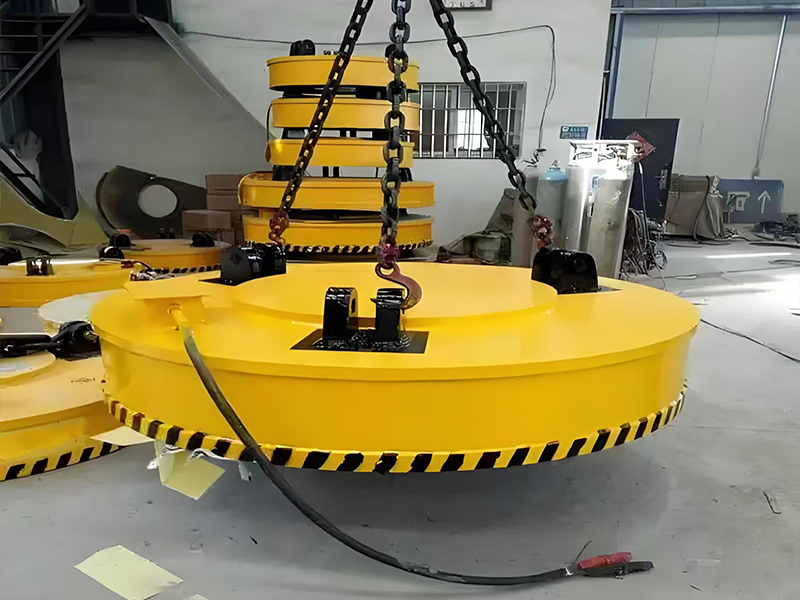 Round Electromagnetic Lifting Magnet for Crane Handling1.png